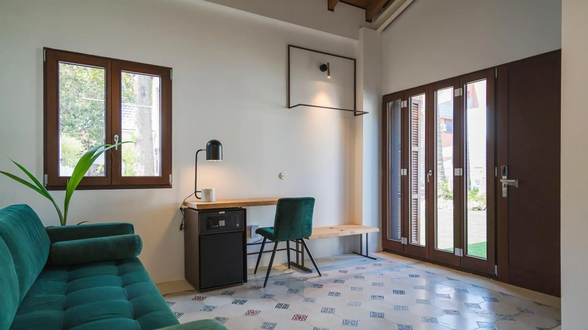 La Moderna Suites Málaga Hotel