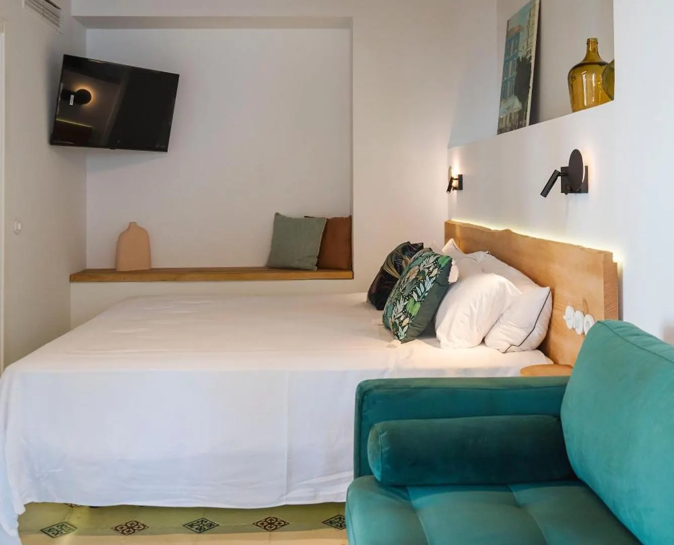 La Moderna Suites Málaga 0*,  Spanien